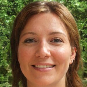 Λίνα Παπακωνσταντίνου - Συγγραφέας